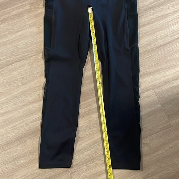 Fabletics Women’s Motion365 Leggings Medium Black High Rise Trinity Mid-Rise 7/8 - Picture 13 of 15